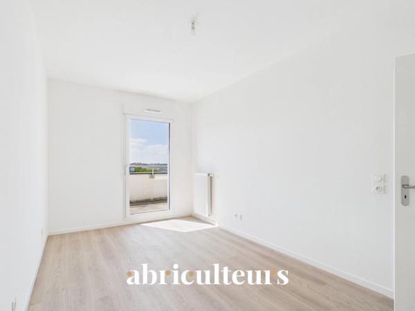 Appartement familial T5 de 91 m² avec terrasses et parkings Colombes (92700)