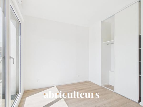 Appartement familial T5 de 91 m² avec terrasses et parkings Colombes (92700)