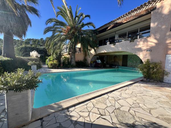 La Motte (83920) LA MOTTE Villa d’Exception au cœur des Vignobles Provençaux — Résidence principale & rentabilité locative