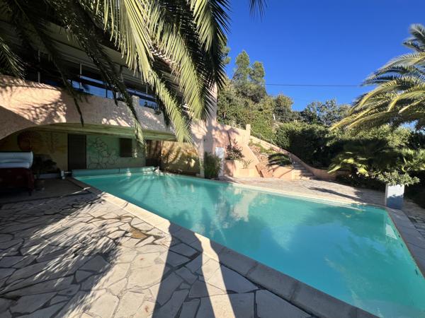 La Motte (83920) LA MOTTE Villa d’Exception au cœur des Vignobles Provençaux — Résidence principale & rentabilité locative