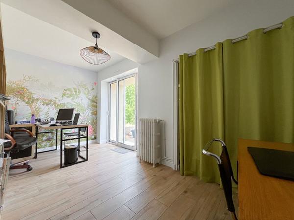 Propriete 5 chambres avec gite et parc arbore a Saint-Sylvain-d Anjou !