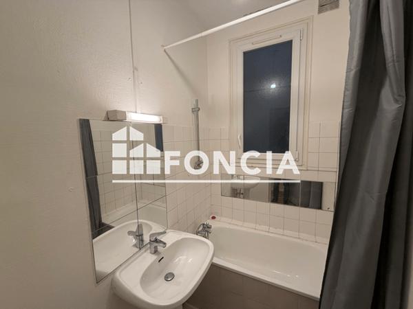 Location Appartement 4 pièces 64.27 m² - Bordeaux 33000