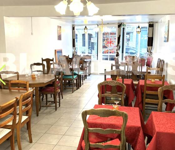 RESTAURANT CLE EN MAIN AVEC 2 STUDIOS MEUBLÉS