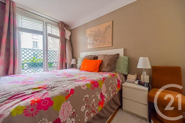 Appartement F4 à vendre  4 pièces - 76,54 m 2   PARIS  - 75016