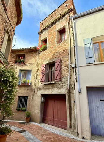Maison de charme avec garage et terrasse à vendre à Baixas