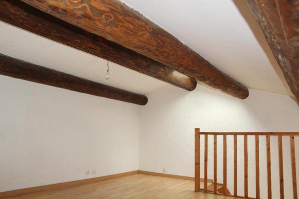 Appartement T2 + mezzanine au 2ème étage en centre ville