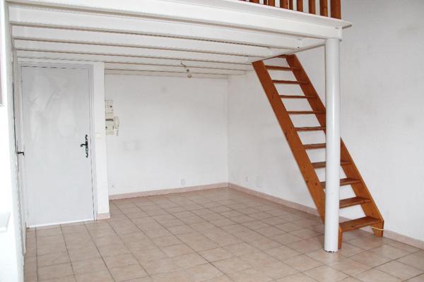 Appartement T2 + mezzanine au 2ème étage en centre ville