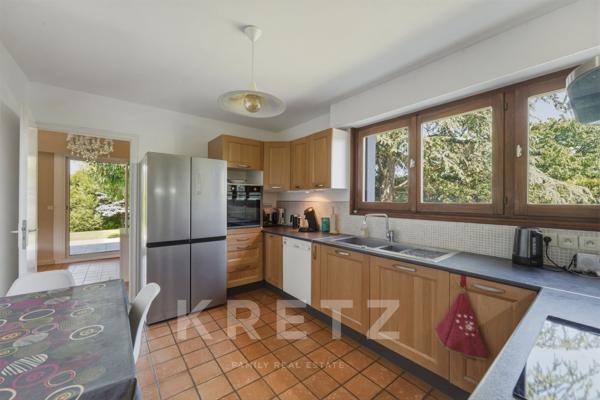 SCIEZ (74140) – MAISON D'ARCHITECTE RENOVÉE DE 300 M² AUX PORTES DE GENÈVE