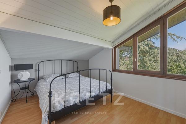 SCIEZ (74140) – MAISON D'ARCHITECTE RENOVÉE DE 300 M² AUX PORTES DE GENÈVE