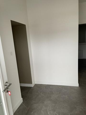 Givry A louer bureau indépendant, grand passage commercial (Bigmat - rte de Chalon)