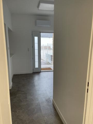 Givry A louer bureau indépendant, grand passage commercial (Bigmat - rte de Chalon)