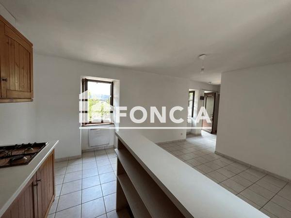 Location Maison 3 pièces 69.99 m² - 6 RUE ADRIEN VEZINHET Sainte Radegonde 12850