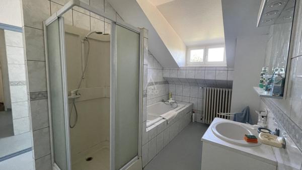 // DUPLEX BOURGEOIS D'EXCEPTION 190 m² // 3 CHAMBRES // CAVE // GARAGES // PARC //