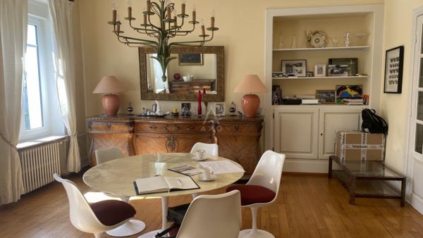 // DUPLEX BOURGEOIS D'EXCEPTION 190 m² // 3 CHAMBRES // CAVE // GARAGES // PARC //