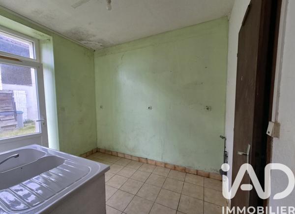 Maison à vendre 4 pièces 80 m² Brioux-sur-Boutonne