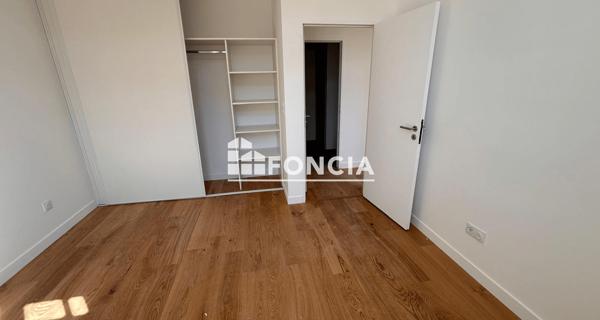 Location Appartement 2 pièces 43.043 m² - Fontainebleau 77300