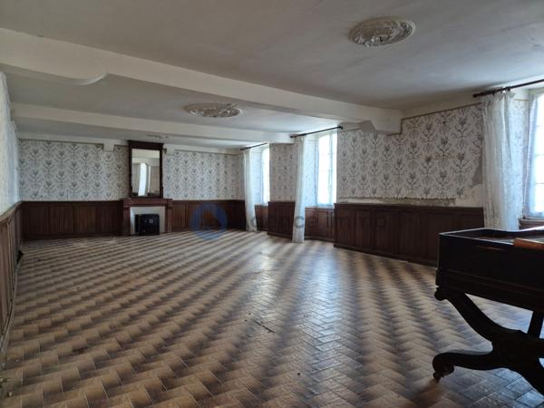 À vendre - Maison ancienne, 8 pièces située à Navarrenx (64190)