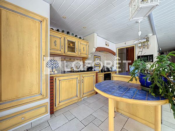 Achat maison près de BRESSUIRE - 7 pièce(s) - 204 m² - 399 940 €
