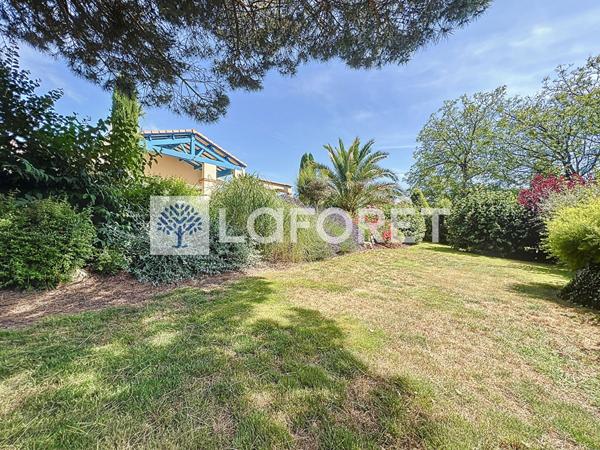 Achat maison près de BRESSUIRE - 7 pièce(s) - 204 m² - 399 940 €