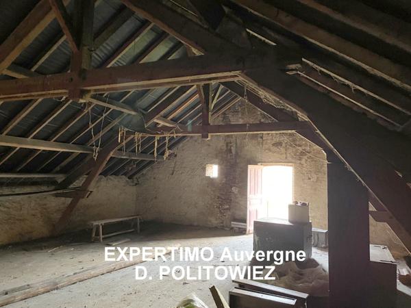 Saint-Éloy-les-Mines (63700) MAISON A ST ELOY LES MINES sur un terrain de 1875 m2