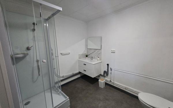 Immeuble à vendre    6 pièces •  Bar-le-Duc