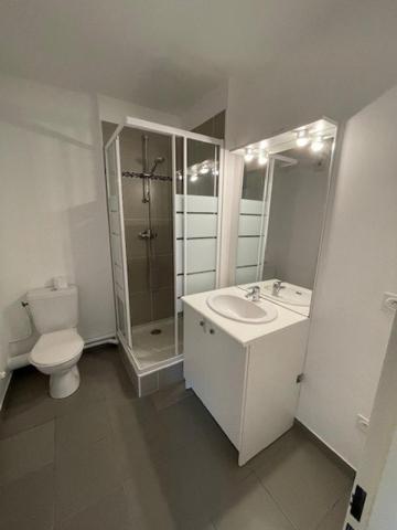Duplex en rez-de-jardin, 2 chambres, 65 m2, parking en sous-sol