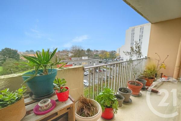 Appartement T3 à vendre  3 pièces - 68,37 m2 REZE - 44