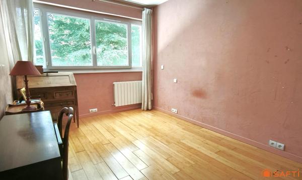 Appartement de standing dans une résidence sécurisée au vert