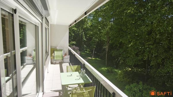 Appartement de standing dans une résidence sécurisée au vert
