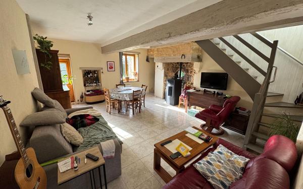 Maison à vendre    3 pièces •  Margon