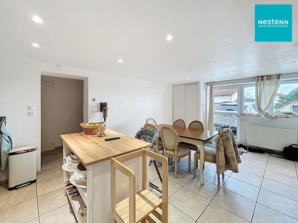 Immeuble - 3 appartements T4 de 74 m² + Terrain constructible 300 m²