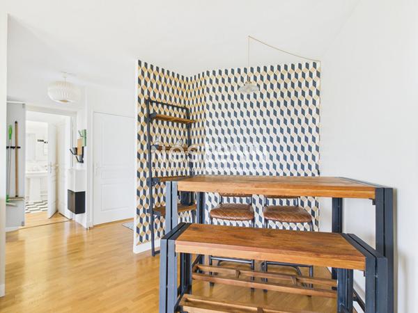 À louer : Appartement 2 pièces avec vue dégagée à Paris