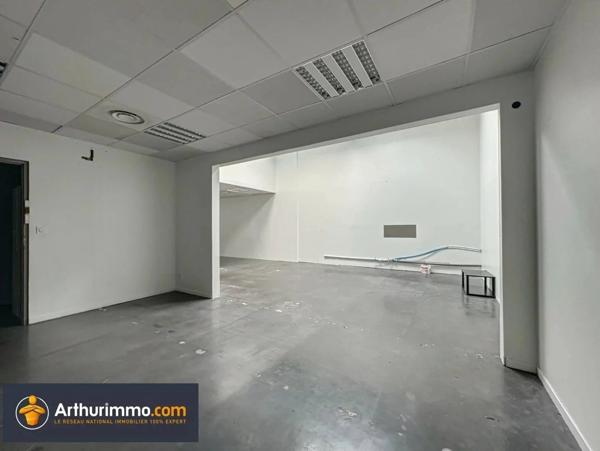 Location Local commercial 192 m2 à Bourgoin-Jallieu