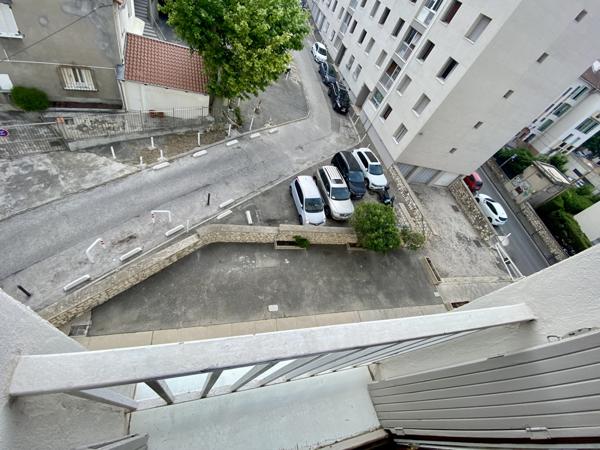 Marseille (13004) T3/4 bien agencé, asc & balcon...