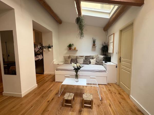 Marseille (13007) VENTE APPARTEMENT MAGNIFIQUE 80,59 M2 TYPE 4 RUE CHATEAUBRIAND QUARTIER ST LAMBERT CATALANS 13007 MARSEILLE