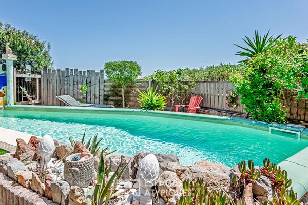 Villa de charme avec piscine et vue sur les étangs et la mer