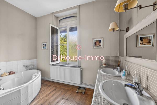 Maison à vendre 6 pièces de 205 m²