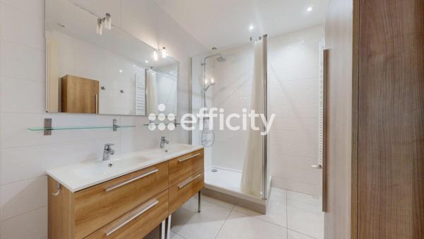 Appartement 3 pièces - 100 m² Exclusivité efficity