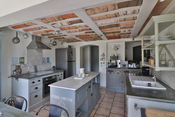 Maison de charme 4 chambres Grand Terrain Piscine Calme Plein Sud