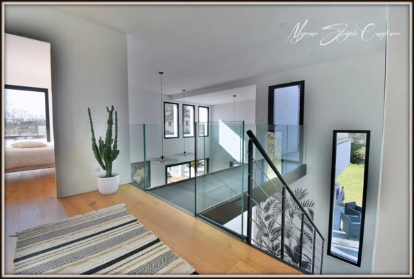 Propriété d'exception à vendre 8 pièces SOUSTONS (40) Villa de 290 m2 Annexe indépendante proche du lac