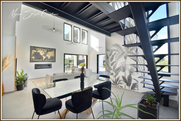 Propriété d'exception à vendre 8 pièces SOUSTONS (40) Villa de 290 m2 Annexe indépendante proche du lac