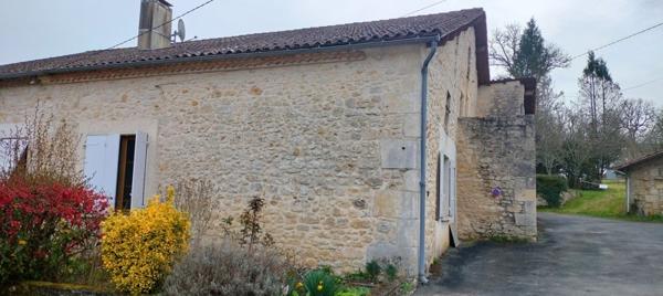 Maison à vendre |  Saint-Pardoux-la-Rivière |  2 pièces | 40 m²