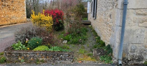 Maison à vendre |  Saint-Pardoux-la-Rivière |  2 pièces | 40 m²