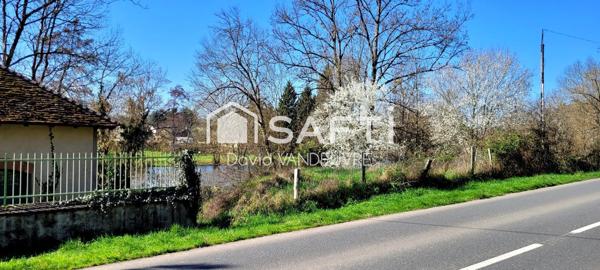 Terrain constructible de 1579m2 Le Menoux 36200