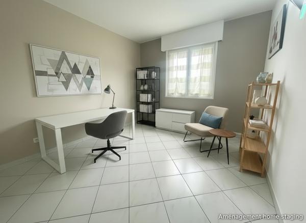 Maison
         6 pièces
        - 210 m² Exclusivité 590 000 € *