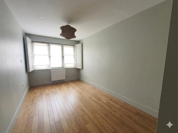 Appartement VERSAILLES 57 m²