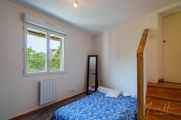 Maison
         5 pièces
        - 139 m² Exclusivité 274 900 € *