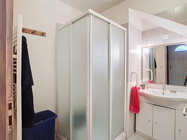 A VENDRE SAINT-LYS - LOCAL D'ACTIVITÉ 130 m² + MAISON D'HABITATION - IDÉAL ARTISAN / COMMERCANT