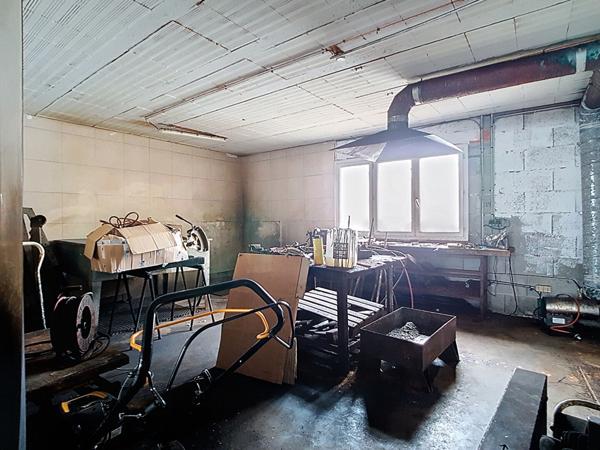 A VENDRE SAINT-LYS - LOCAL D'ACTIVITÉ 130 m² + MAISON D'HABITATION - IDÉAL ARTISAN / COMMERCANT