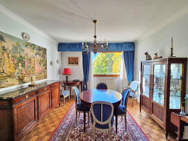 Appartement 4 pièces 109 m² avec Balcon, cave et place de parking , Nantes